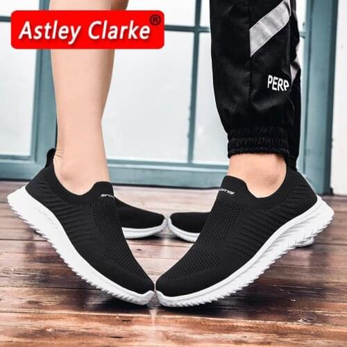 2021 New Ultra Light Breathable Comfortable Md Sole Sneakers Classic Design Flying Woven Mesh Causal Unisex Running Shoes
