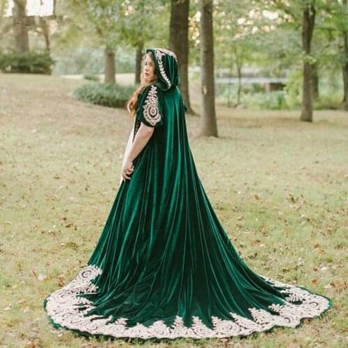 Green Hooded Bridal Warm Long Wedding Cloaks Velvet Coat Capes Appliqued Robe Jackets Christmas Hallowmas Accessories Bolero