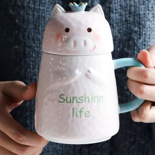 Fun cartoon pig ceramic mug Cute pink queen pig ceramic milk cup