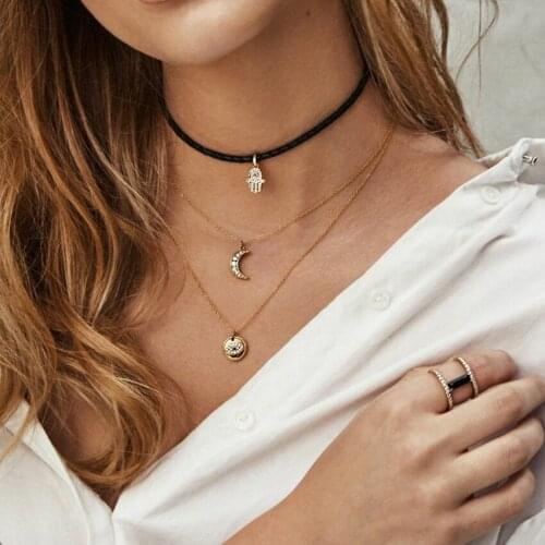 3 Pcs/Set Retro Women Necklace Farama Hand Moon Round Crystal Leather Pendant Clavicle Chain Gold Necklace Set Female Jewelry