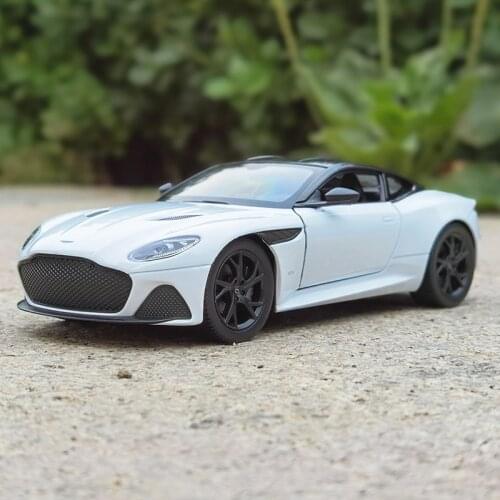 WELLY 1:24 skala Aston Martin DBS Superleggera white Toy model odlewu wycofać kolekcja samochodów dla dzieci prezent