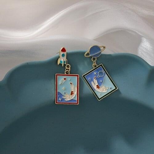 Cute Childlike Oil Painting Dripping Oil Rocket Planet Earrings Asymmetric Astronaut Cat Earrings Clip Earrings with Piercing