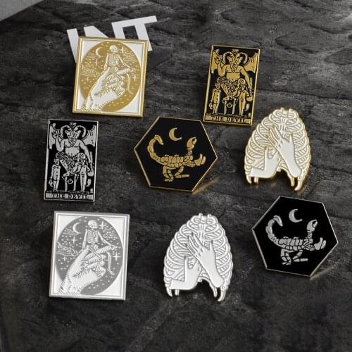 Halloween Party Gifts Devil scorpion skeleton skull rib cage hands Halloween Skeleton brooch Badges Lapel pin