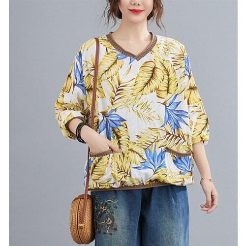 Women Cotton Linen Casual T-shirts New Arrival 2021 Spring Simple Style Vintage V-neck Floral Print Loose Female Tops Tees S3453