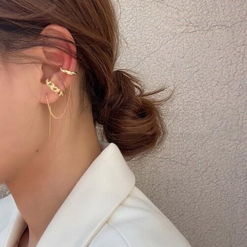 Long Tassel Ear Cuff Earrings Simple Chic Gold Color Metal Ear Clip Fashion Clip Earrings for Women Wedding Party Travel Jewelry