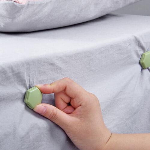 4pcs/set Fixing Clip Holders Clamps Mattress Fasteners Holder Coverlet Sheet Holder Bed Sheet Clip Slip-Resistant