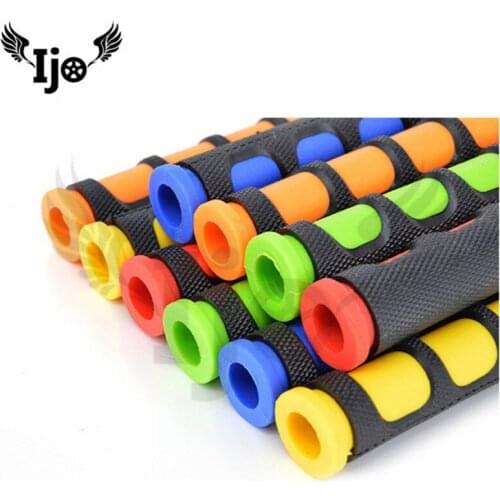 Motorbike rubber soft Art handlebar grips ATV motocross sports car Handle bar scooter Hand grips motorcycle unviersal handlebar