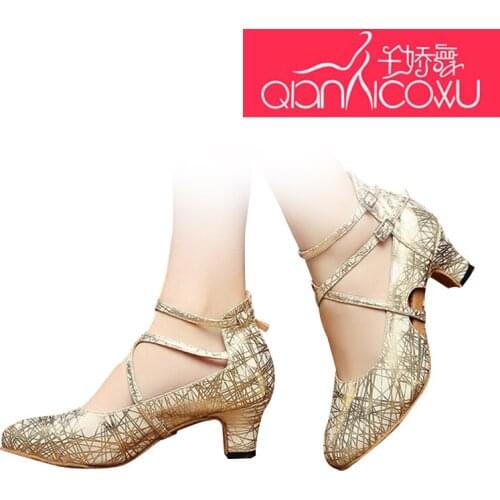 Golden Latin Dance Shoes Women With Spring And Summer National Standard Friendship Square Modern Dance Shoes Soft Bottom 7070