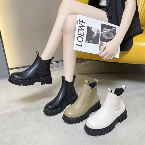 Womens Winter Chelsea Boots 2021 New Fashion PU Leather Fur Ankle Boots Women Black White Green Punk Gothic Platform Boots