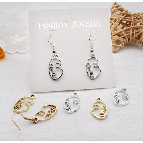 20pcs Gold Plating Alloy Face Pendant 12 * 23mm Hollow Face Series Womens Earring Necklace Accessories Jewelry Making Charm