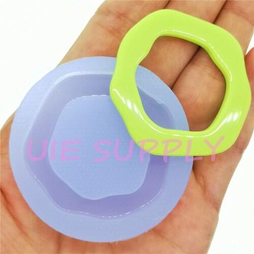 BYL582U 43.5mm x 43.1mm Silicone Mold Fondant Cake Decoration Candy Resin Clay Earrings Necklace Craft Soap Candle FOOD SAFE