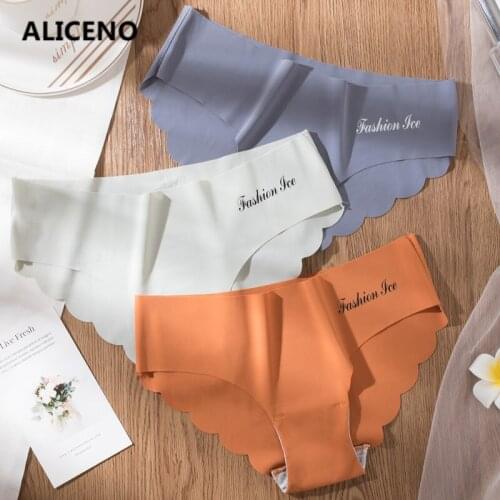3Pcs Sexy Women Mid Waist Ice Silk Panties Seamless Briefs Underwear Comfort Lingerie Female Underpants Fashion Intimates HP906