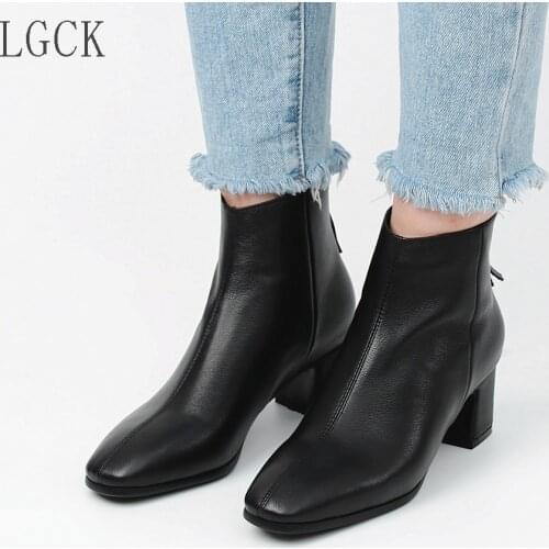 Plus Size 34-43 Genuine Leather Square Heel Women Boots Fashion Zip Ankle Boots Women Shoes Zipper High Heel Martin Boots Woman