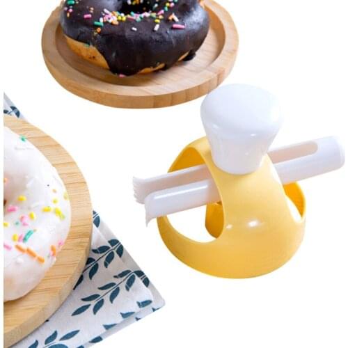 Creative DIY Donut Mold Hand Pressure Yellow Donut Mold Kitchen Baking Tools Cute DIY Cake Dessert Molds Cake Decorating Tools