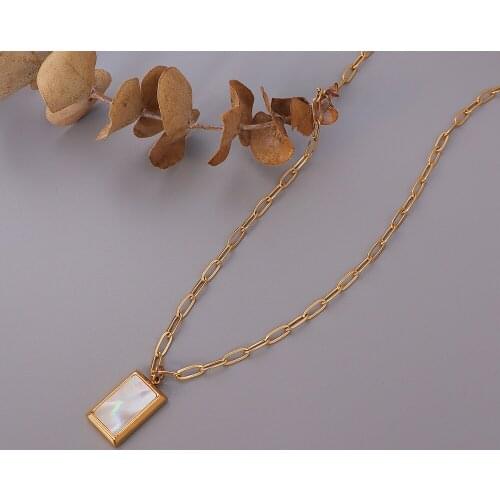 Titanium Steel 18k Gold Plated White Sea Shell Square Pendant BOX Chunky Chain Necklace with Square Pendant