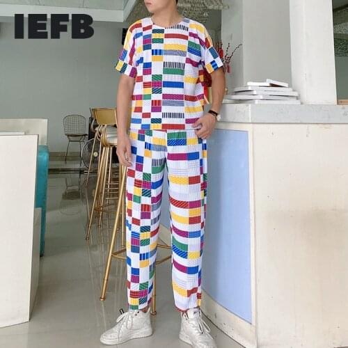 IEFB Mens Sports Pleated Suit 2021 New Round Neck Tops Trousers Color Stitching Two Piece Clothes And Pants Are Sold Separately