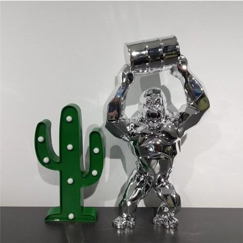 Top Quality 34*15*65cm Resin Gorilla Sculpture Lift The Bucket King Kong Statue Home Decoration Crafts Garden Furnishings