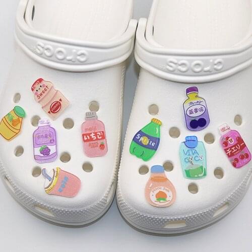 Hot Selling Shoes Novelty Drink Bottles Shoes Accessories Cute Garden Shoes Buckles Children Christmas Boys Gifts Croc Jibz