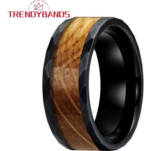 Black New Style 8mm Tungsten Hammered Ring For Men Women Whiskey Barrel Wood Inlay Wedding Bands Jewelry Brushed Finish
