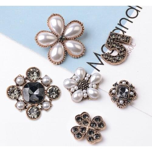 5 pcs Pearl Rhinestone buttons Alloy Material Flower Disk Rhinestone Buckle Accessories DIY Shoes, Clothes and Bow Tie Materials