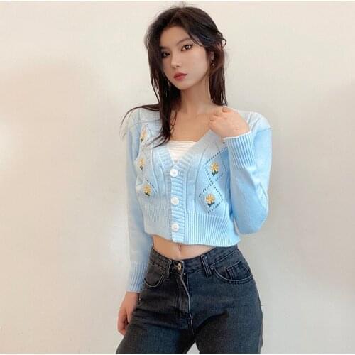 Green Floral Jacquard Knitted Crop Tops Women Short Cardigan 2021 Winter Short Sleeve V-neck Girly Sweety Soft Slim Knitwear