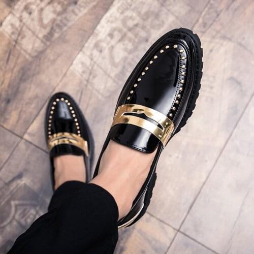 Moccasins Fashion Elegant Casual Leather Shoes for Men Leisure Business Brand Wedding Party Luxury Shoes Patent Leather Loafers