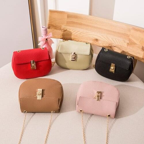 Women 's Semi-round Saddle Bag Fashion One-shoulder Tilt Across The Mobile Phone Bag 2020 Xiaqiu New Korean Version of The Small