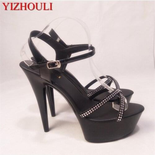 The most popular sexy sequined ribs are in the 15cm high heels, and the stage is paired with stylish womens sandals