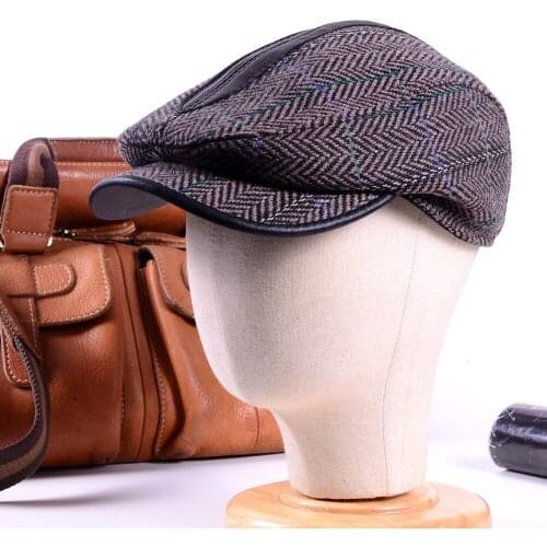 Mens Winter Warm Woolen Newsboy Plaid Peaked Cap Painters Hat Workers Hat Beret Casual Hats/Caps