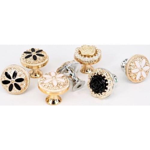European Style Flower Pattern Kitchen Cabinet Knobs Cupboard Door Handles Vintage Wardrobe Furniture Handle Drawer Pull Hardware