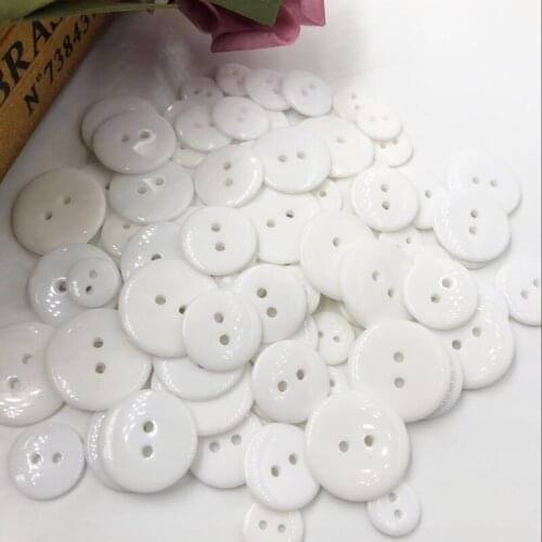50pcs 11/13/15/18/20/22mm White Color Overcoat Plastic Button 2 holes Craft Sewing PT264