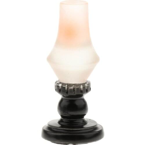 Resin Dollhouse Mini Retro Lantern Ornaments Miniature Vintage Oil Lamps Toy