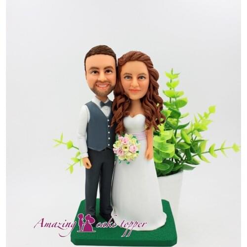 2019 AMAZING CAKE TOPPER Toys Elegant atmosphere wedding dress And Groom Gifts Ideas Customized Figurine Valentines Day