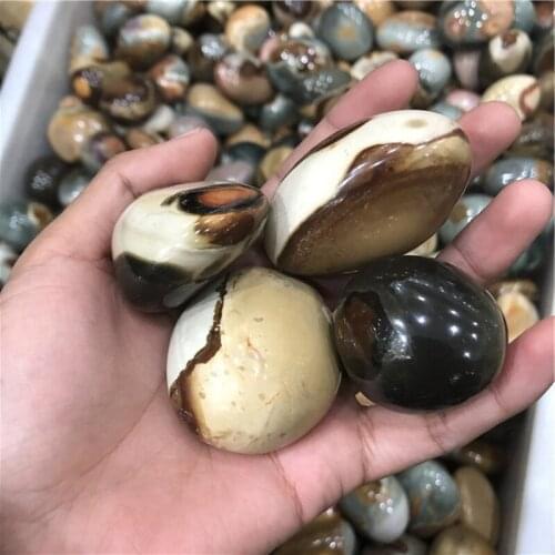 Natural Agate Stone Good Luck Madagascar Keep Body Health Raw Material Specimen Collection Stone Hand Piece Pendant Home Decore