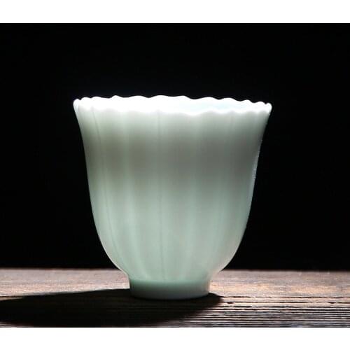 Japan Tea Ceremony Cup Small Teacup Ceramic Master Kung Fu White Porcelain Celadon Shadow Blue Glaze Handmade Sunflower Cup