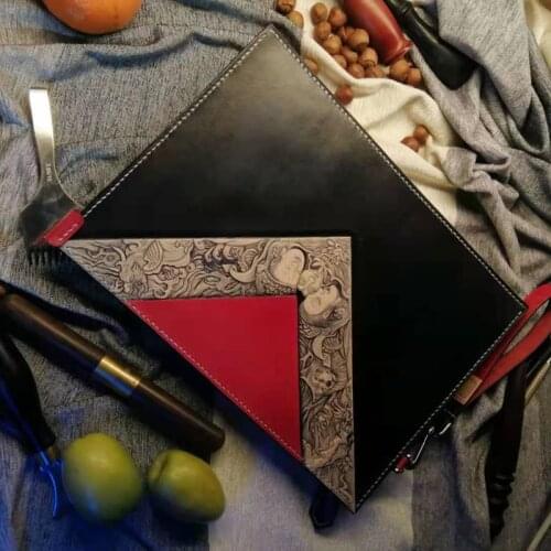 Handmade Women Vegetable Tanned Leather Carvings Wolf Buddha Bag Money Holder Clutch Purse Cigarette Pocket Clutches Envelope