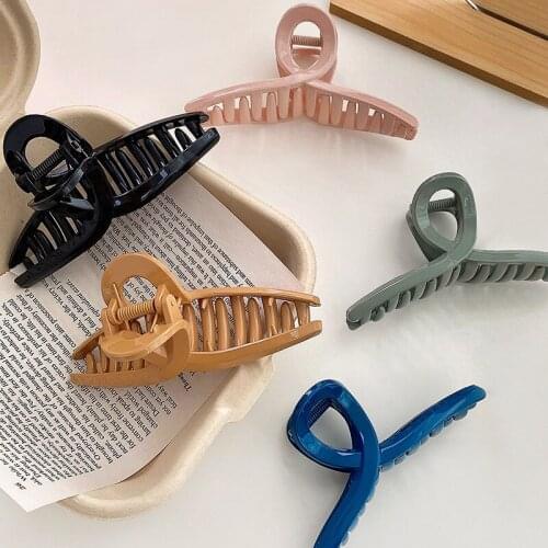 Korean version of ins big catch clip back head hair catch shower hair clip hair clip shark clip large headdress female