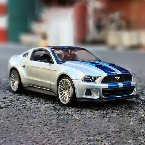 1:24 Ford Mustang GT Street Racer 2014 Muscle Car Alloy Car Model Diecasts & Toy Vehicles Collection Car Toy Boy Birthday gifts