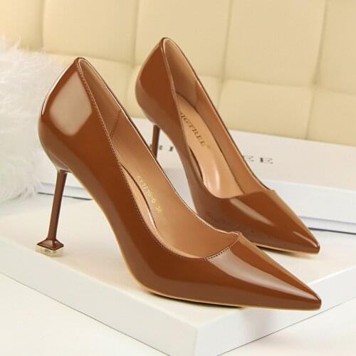 Spring/Autumn New Thin High Heels Ladies Work Solid Patent Leather Pointed Toe Work Female Party Pumps Club Women Wedding Shoes