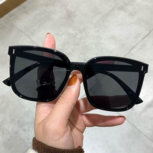 2021 Classic Vintage Square Sunglasses Women Oversized Sunglasses Women Men Retro Black Luxury Sun Glasses Goggle UV400