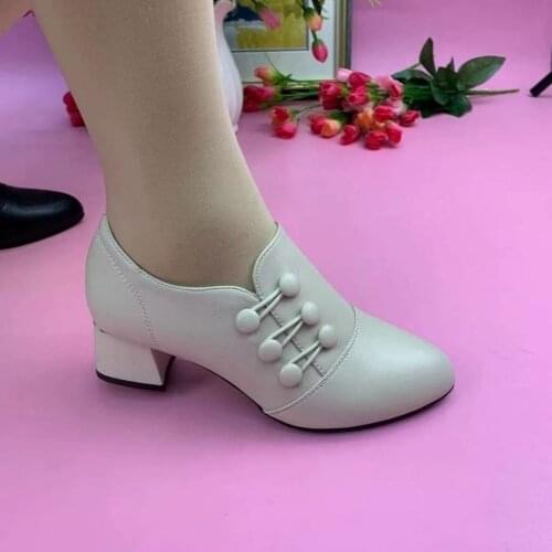 Womens Shoes Fashion 2021 Spring New Set Foot Women Mid Heels Round Head Shoes Outdoor Comfortable Womens Pumps Zapatos Mujer