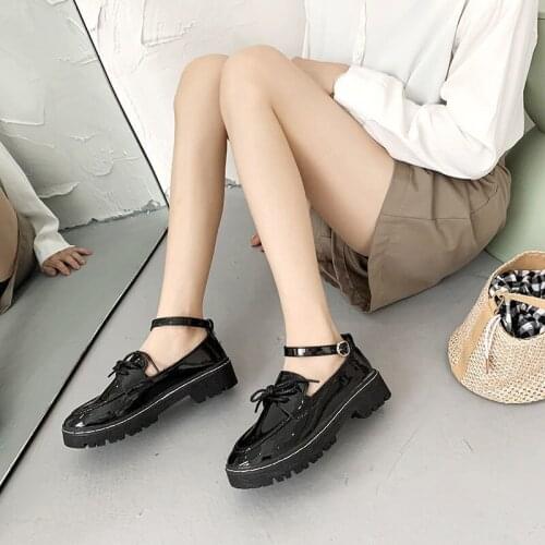Lolita Sweet Ankle Buckle Strap Mary Jean Shoes Women Fashion Patent Leather Platform Loafers Ladies Cute Black Designer Flats