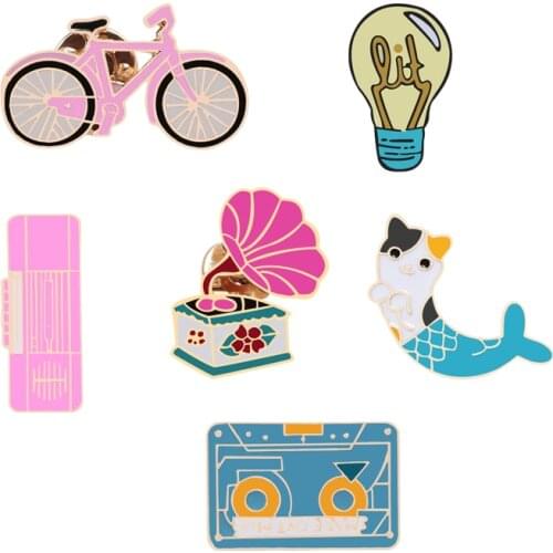 Lovely Pink Brooch Bicycle Phonograph Radio Bulb Magnetic Tape Cat Badge Enamel Pin Women Jackets Collar Button Pins Accessories