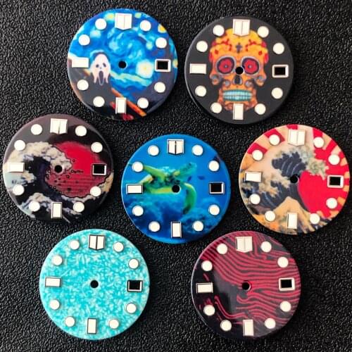Enamel 28.5mm Watch Dial SKX007 Modified Non-logo Dial with Green Luminous Watch Accessories Suitable for NH35 Movement