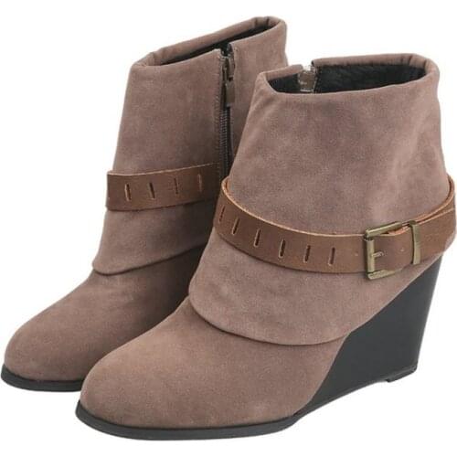 2021 New Womens Fashion PU Round Head Side Zipper Slope Heel High Top Short Boots Inner High Rise Fashion Boots