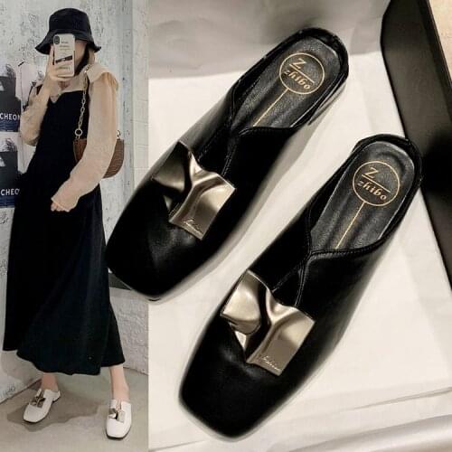 Womens shoes slippers outdoor 2020 new spring fashion metal buckle non-slip square head flat bottom mules