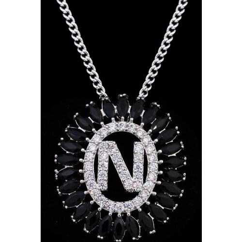 Bettyue New Fashion Necklace Women Hollow Out Shape CZ Fashion Round Jewelry Letter N Muliticolors Elegant Pendant In Banquet