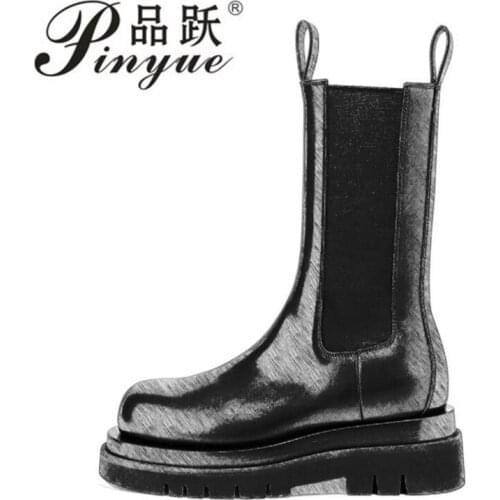 Good quality and fashion Thick Sole Chelsea Boots British Leather ankle boots for women Round Toe lady Motorcycle Sleeve Boots
