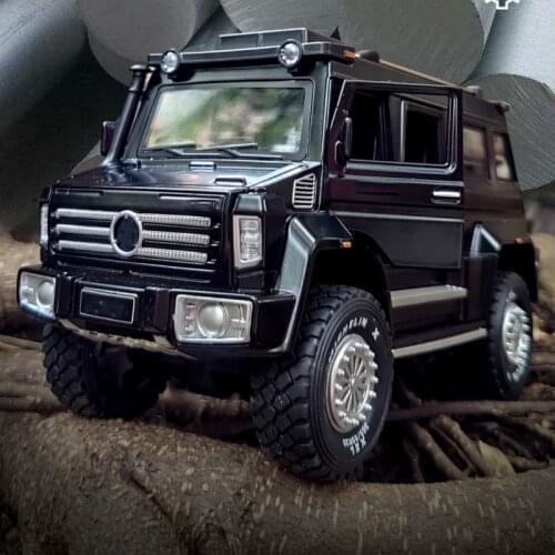 1:28 Unimog Alloy Car Toys Die-casting Pull Back Childrens Acousto-optic Toys Car Childrens Gifts Christmas Gifts