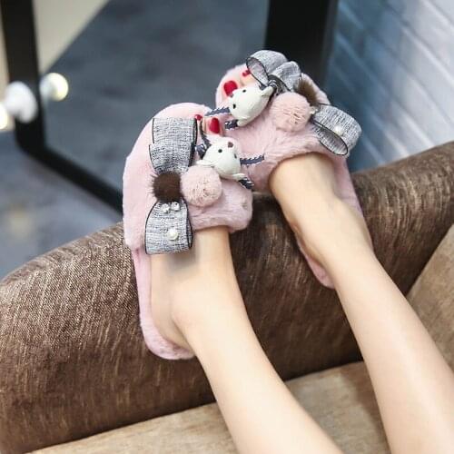 Cute cartoon bear fur sandals women sweet pink lace ball home slippers plaid bow fur flip flops pearl pantufa fur slides c135